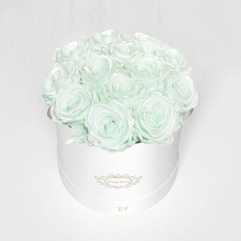 TIFFANY SATIN | ROUND WHITE