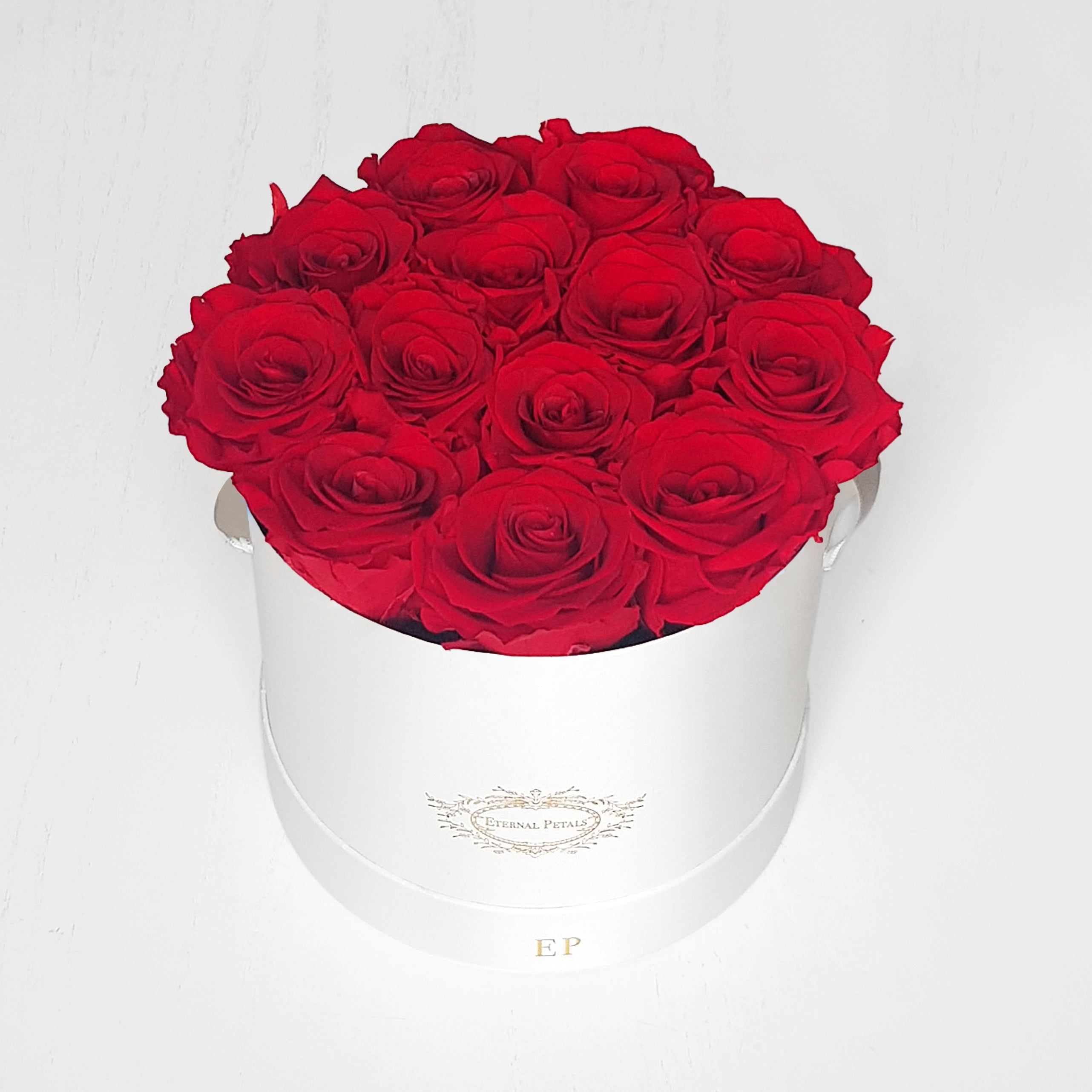 LOVE | ROUND WHITE