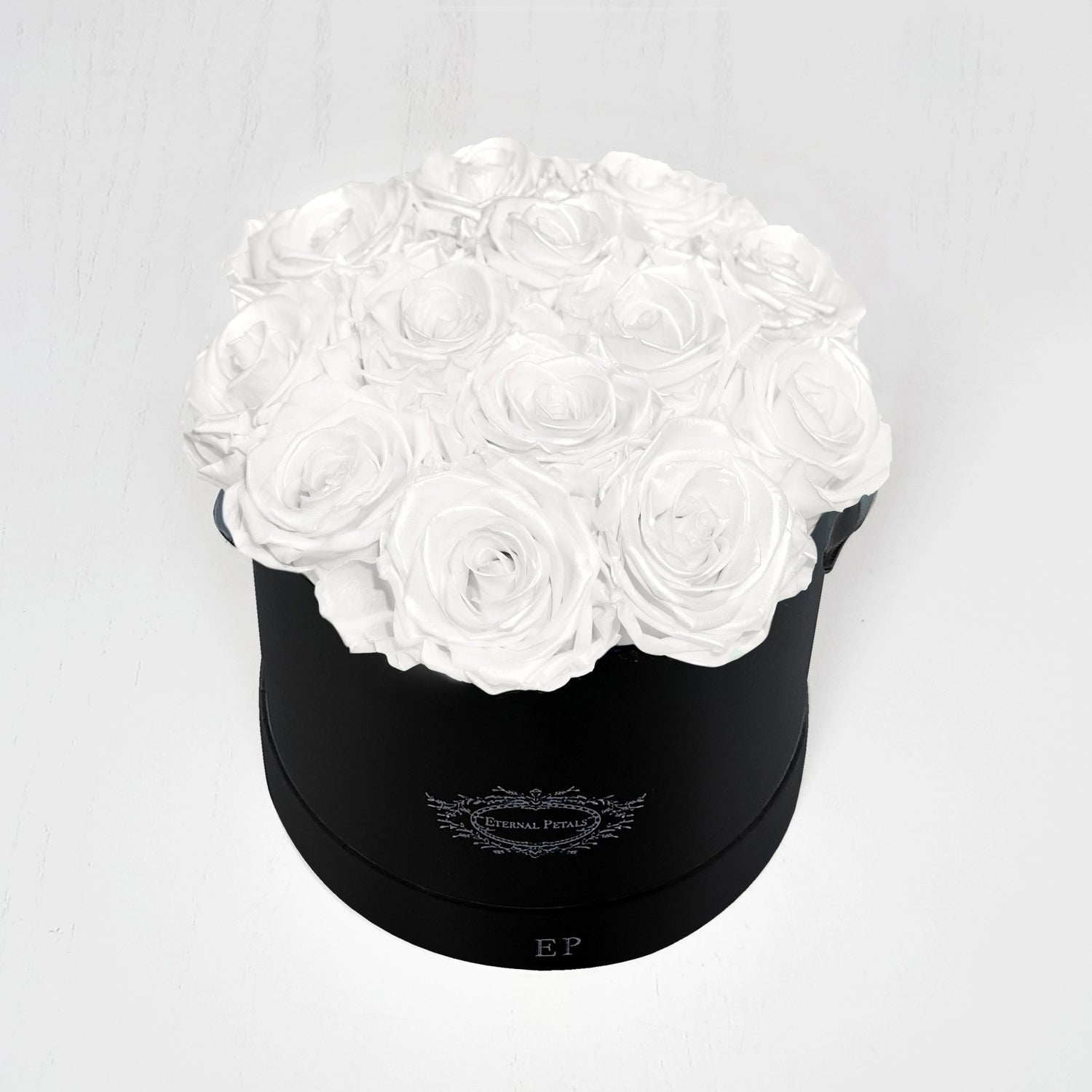 WHITE SATIN | ROUND BLACK