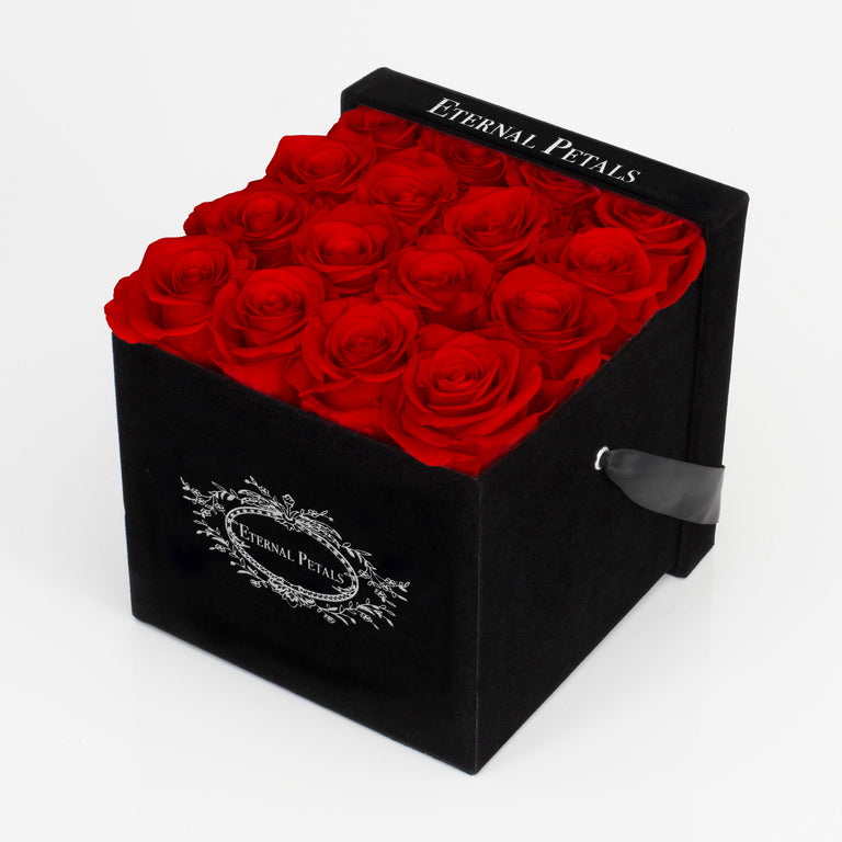 LOVE | BLACK FLOWER BOX