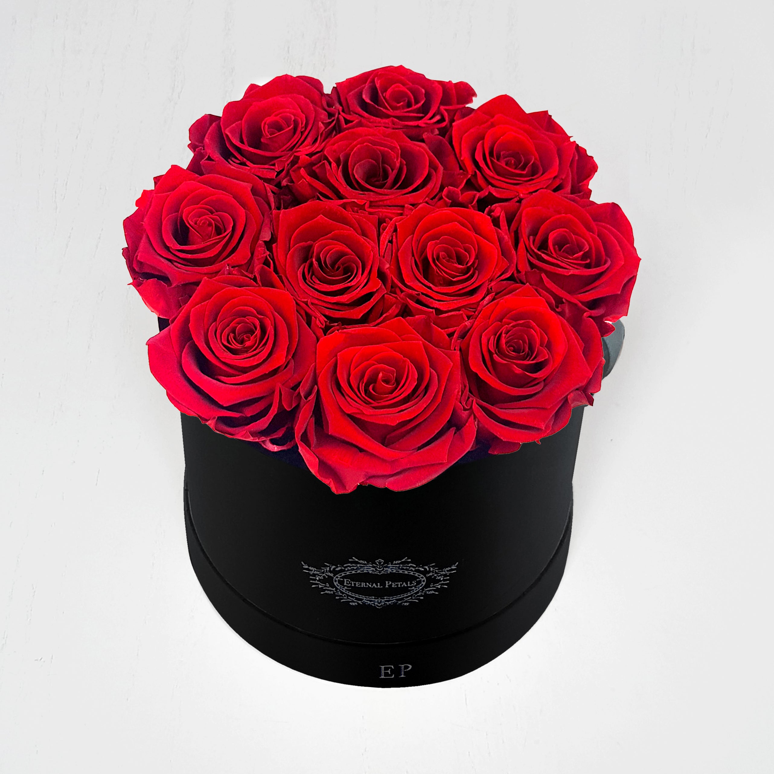 14 Red Love Roses in Round Gift Box | Valentine Day Flowers London ...