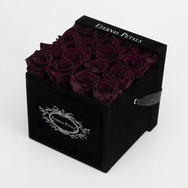 QUEEN | BLACK FLOWER BOX