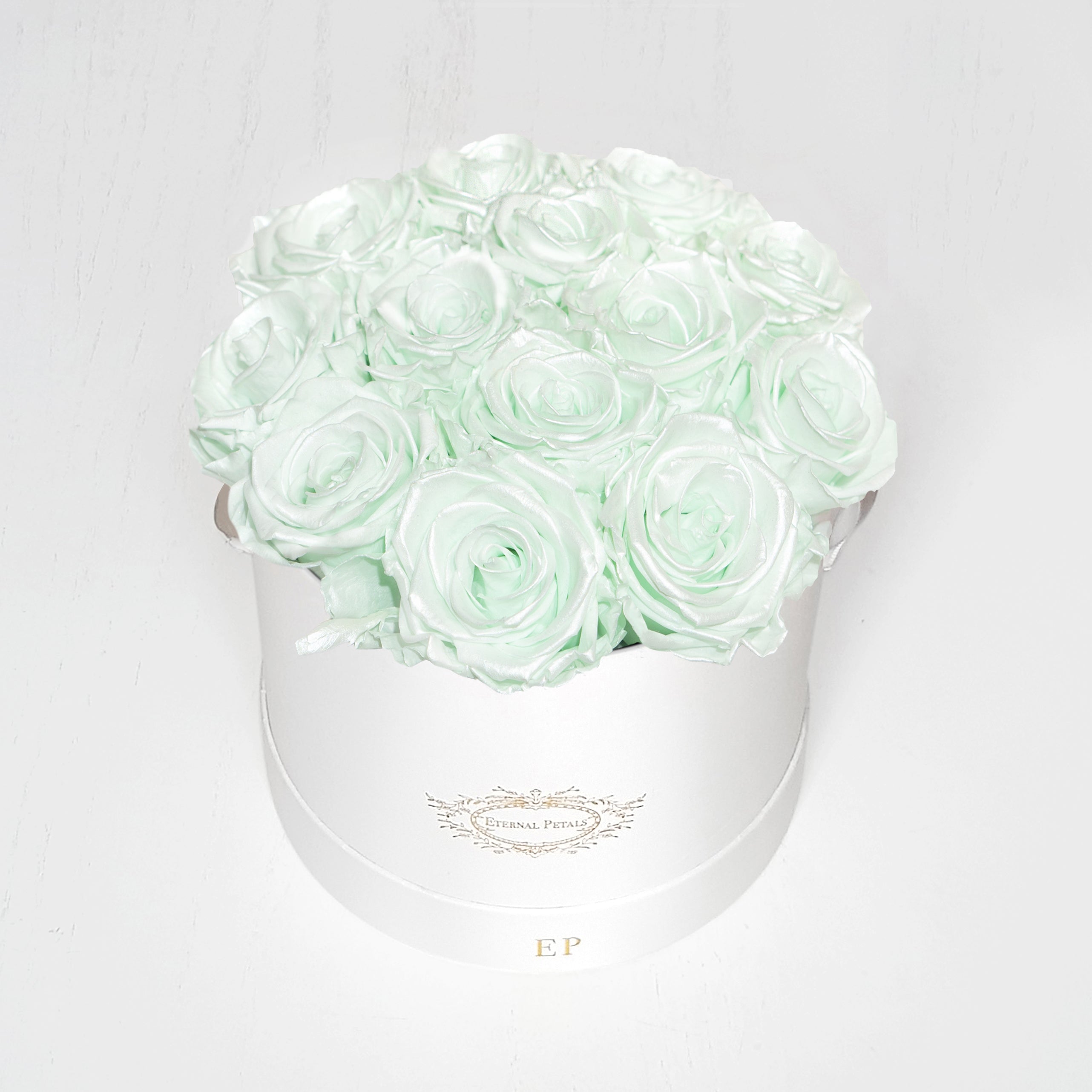 TIFFANY SATIN | ROUND WHITE