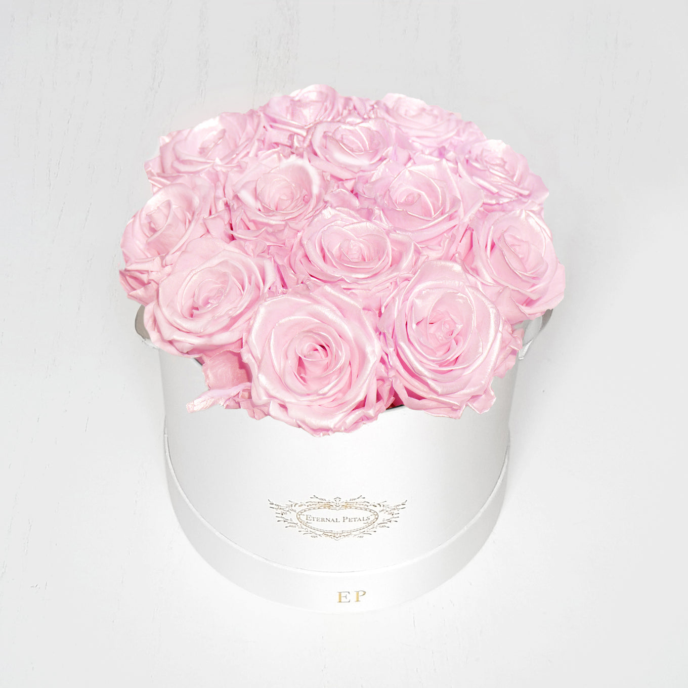 PINK SATIN | ROUND WHITE